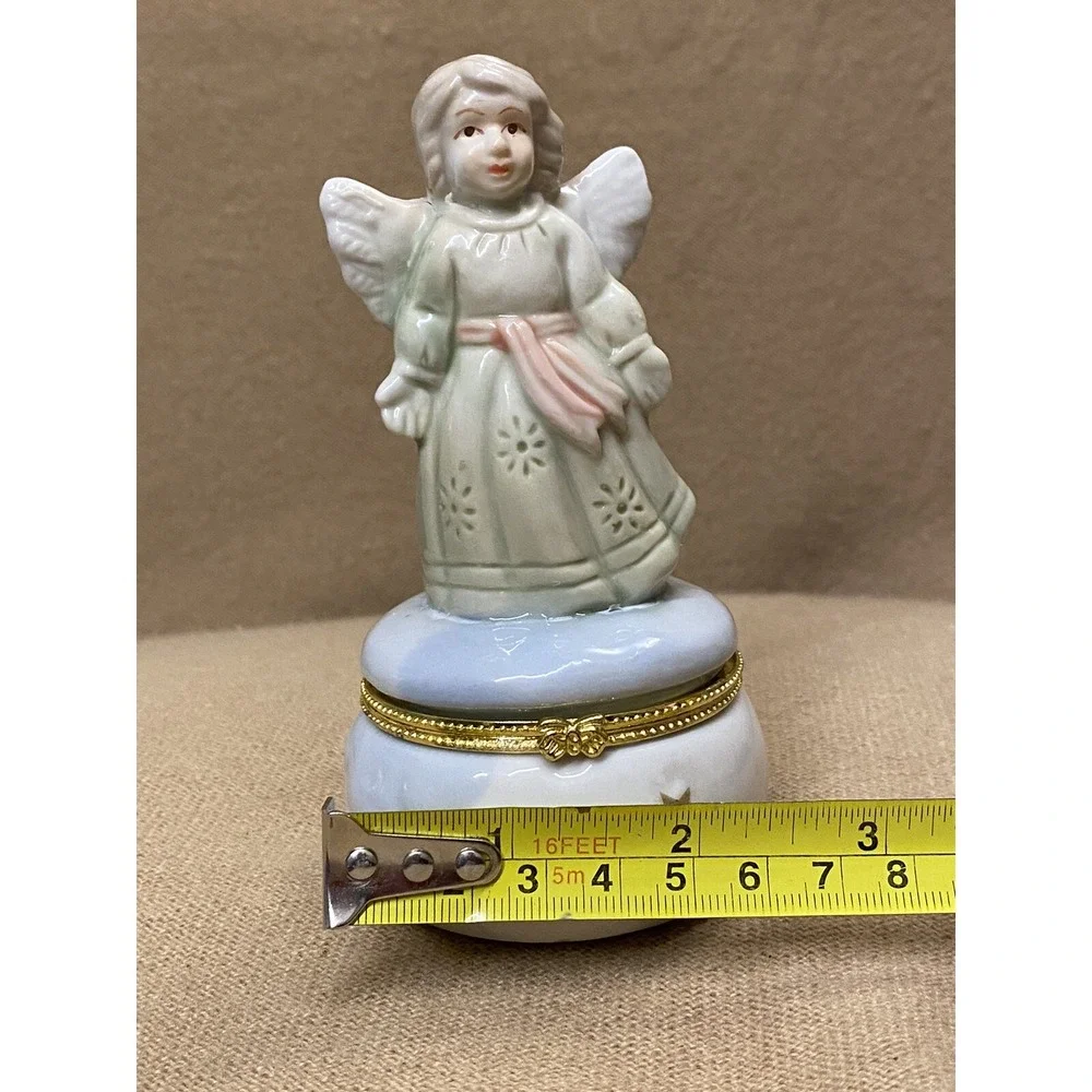 Vintage 1990 Porcelain Angel Girl W Open Arms Trinket Hinged Box Stars & Clouds